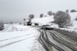 باز گشایی جاده ای برفی مهاباد - سردشت