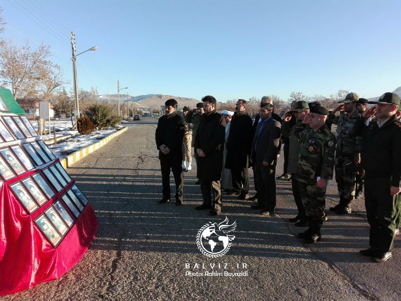 صبحگاه مشترک نیروهای انتظامی در” پادگان ارتش” مهاباد برگزار شد