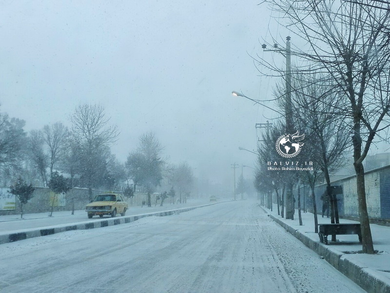 برف و کولاک مدارس مهاباد را تعطیل کرد