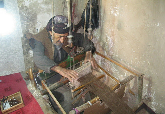 هنر جولایی ( دست بافت سنتی ) در فهرست آثار ناملموس آذربایجان غربی ثبت شد