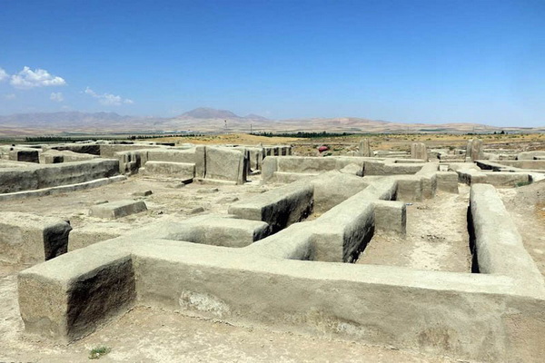 ۲۰ محوطه باستان شناسی آذربایجان غربی به زودی تعیین حریم می شود