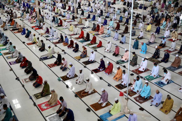ممنوعیت اقامه نماز عید قربان در کشور های عربی