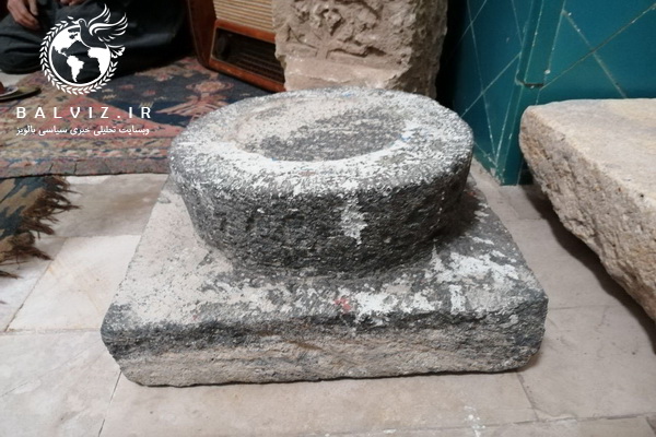 دو پایه ستون سنگی مسجد روستای برده رشان به موزه مردم شناسی مهاباد انتقال یافت