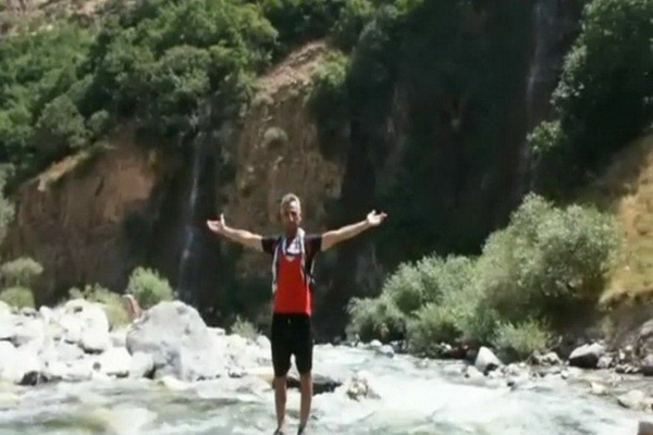 شکست رکورد رفتن به آبشار “لوسه پیرانشهر” توسط کوهنورد پیرانشهری