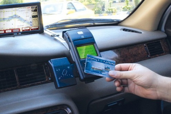 اجرای طرح تاکسی‌ متر و اعطای کارت الکترونیکی شهروندی به شهروندان سردشتی