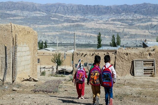 ۵ روستای مهاباد ۵ دانش آموز دارد