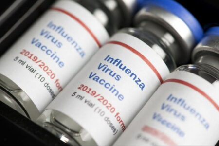 چه کسانی باید واکسن آنفولوآنزا را تزریق کنند؟