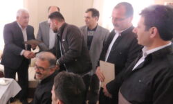 پرداخت تسهیلات به سرمایه گذاران صنایع پایین دستی