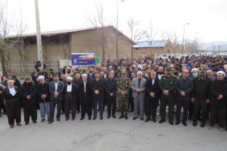 تجمع مردم مهاباد برای محکومیت اقدام تروریستی کرمان