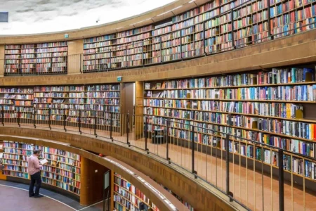 امانت بیش از ۱۰ هزار عنوان کتاب به اعضای کتابخانه های مهاباد