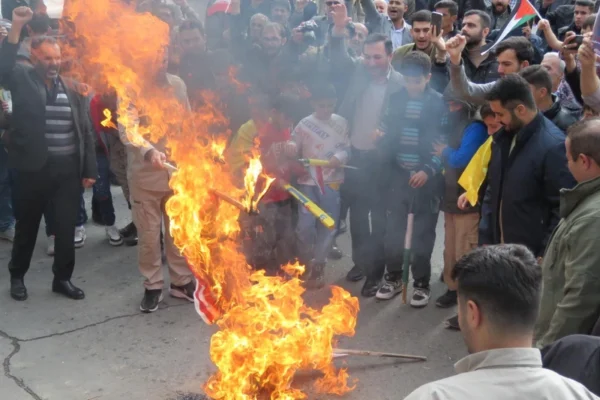 برگزاری روز مبارزه با استکبار جهانی در مهاباد