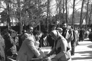 ۱۲ فروردین ، روز جمهوری اسلامی