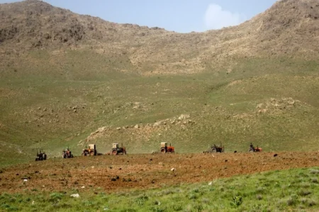 برخورد بدون اغماض با متجاوزان به اراضی ملی مهاباد