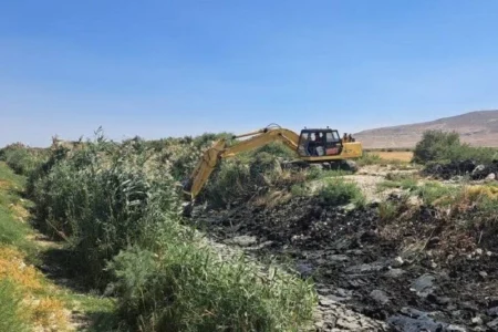 Dredging of channels leading to the Kani Barazan Wetland